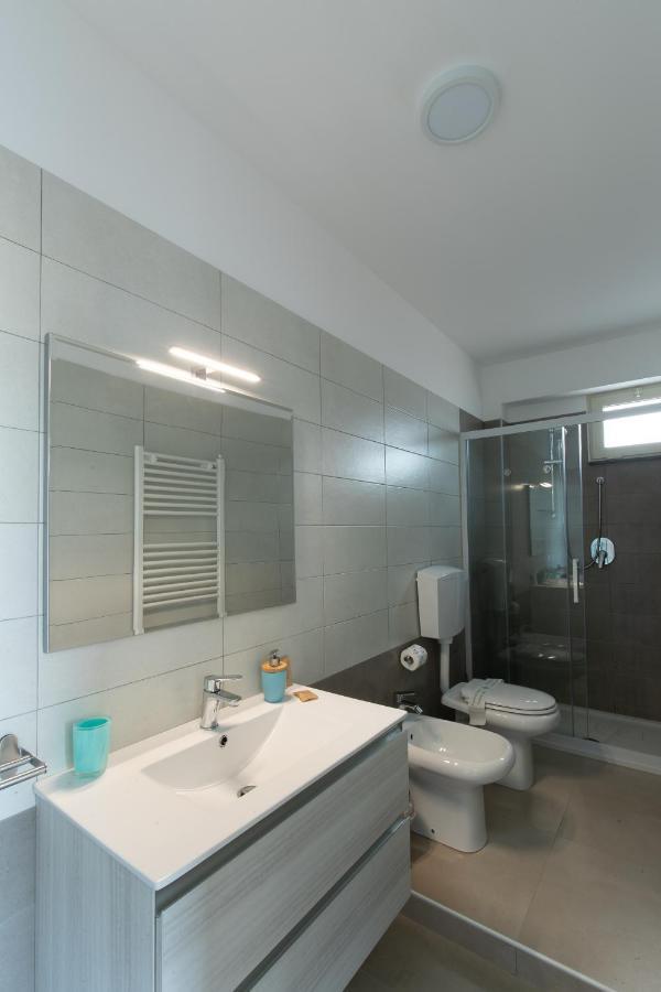 Residence Mersa Brolo Zewnętrze zdjęcie