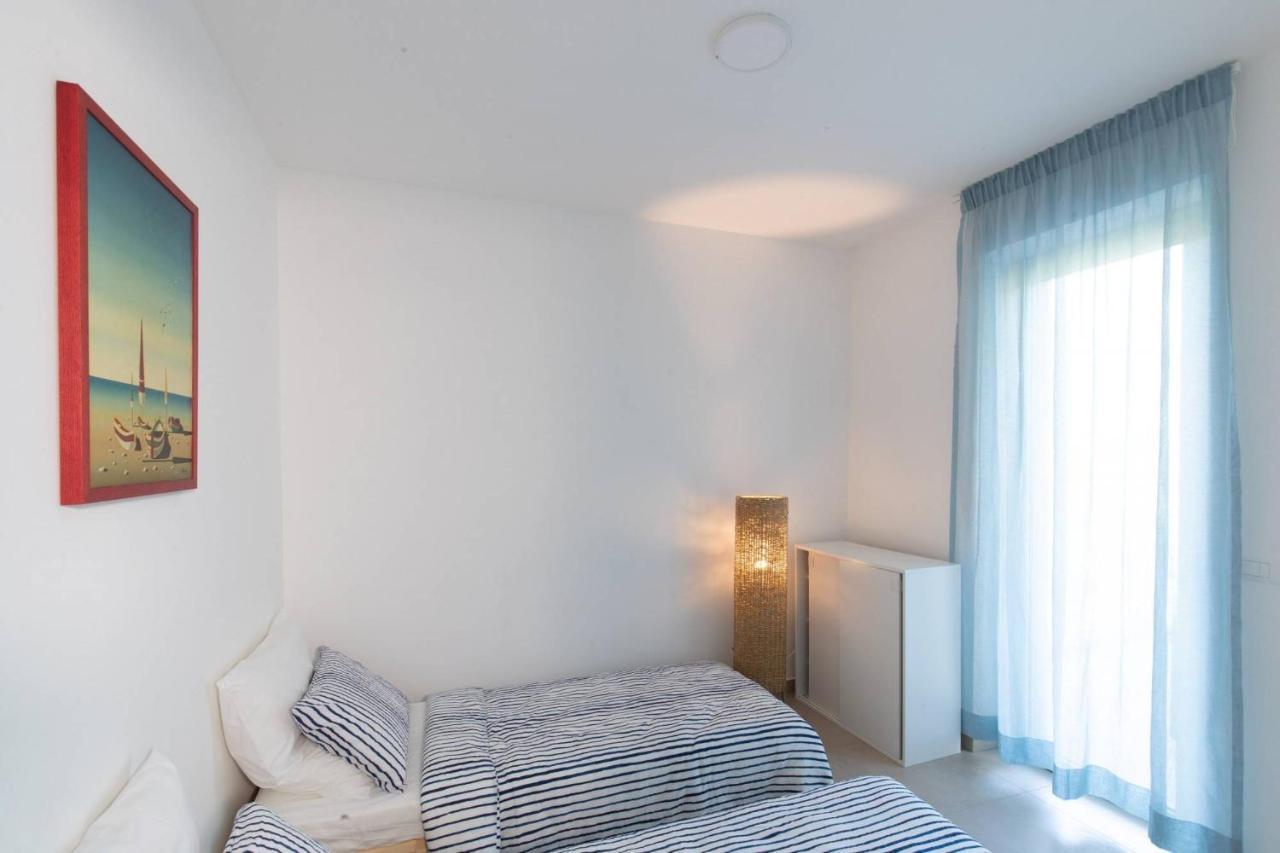 Residence Mersa Brolo Zewnętrze zdjęcie